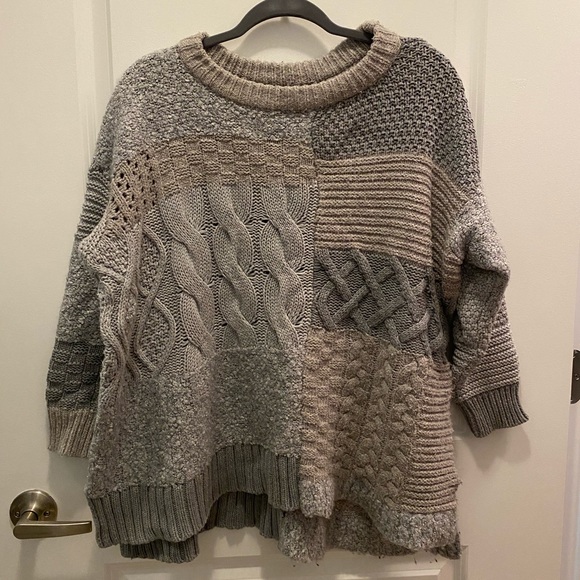 Vince Camuto Grey Patchwork Oversized Sweater - Picture 1 of 2